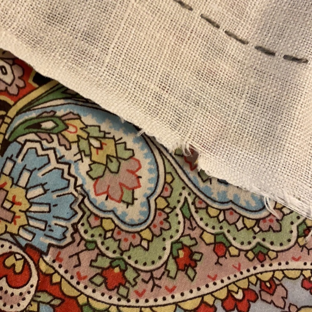 Lot of Vintage dresser scarves/ protectors - Picture 11 of 14